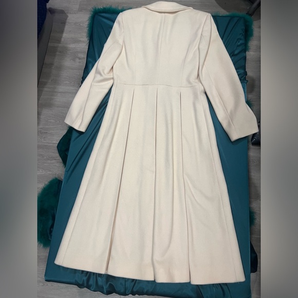 Apria vintage coat from Henri Bendel - Picture 5 of 10